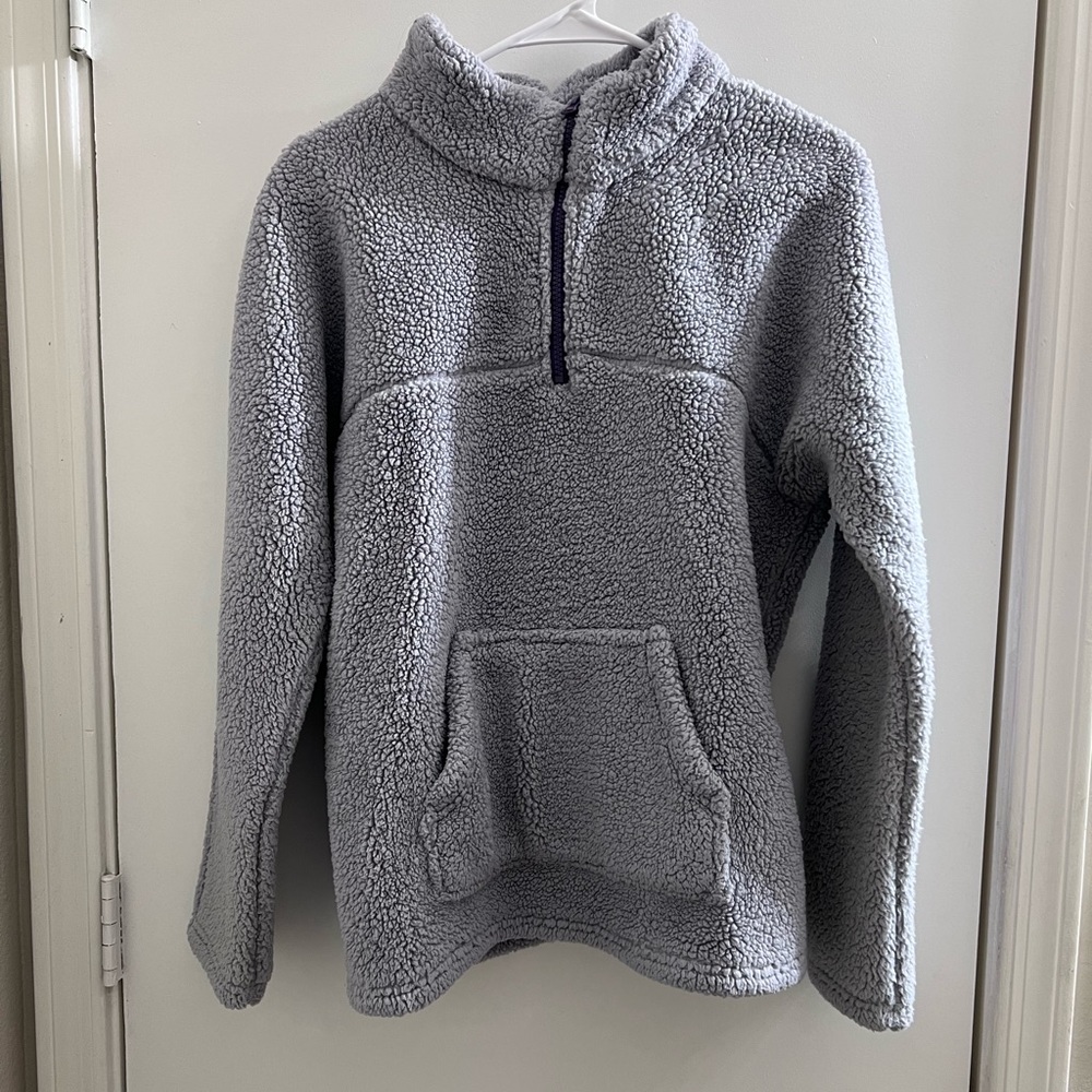 Pre-Loved Adore me Addi Sherpa pullover.